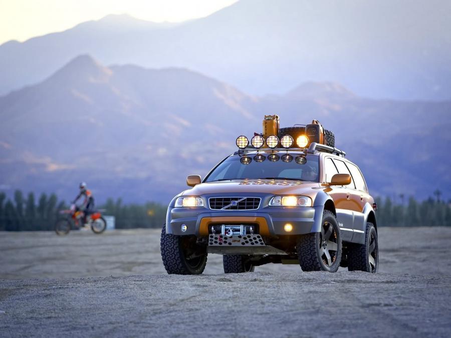  Volvo XC70 All Terrain Concept 2005 года  (фото 8 из 13)